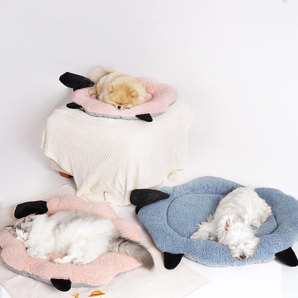 Fårformad Plush Pet Bed Mysig Lekfull Ultra-Mjuk Bomull Sammet