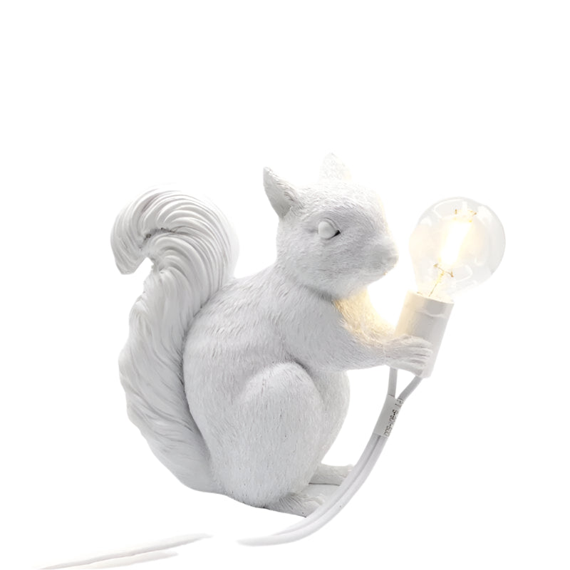SquirrelGlow LED Bordsdesk | Söt Design & Varm Ljus för Barn/Rum