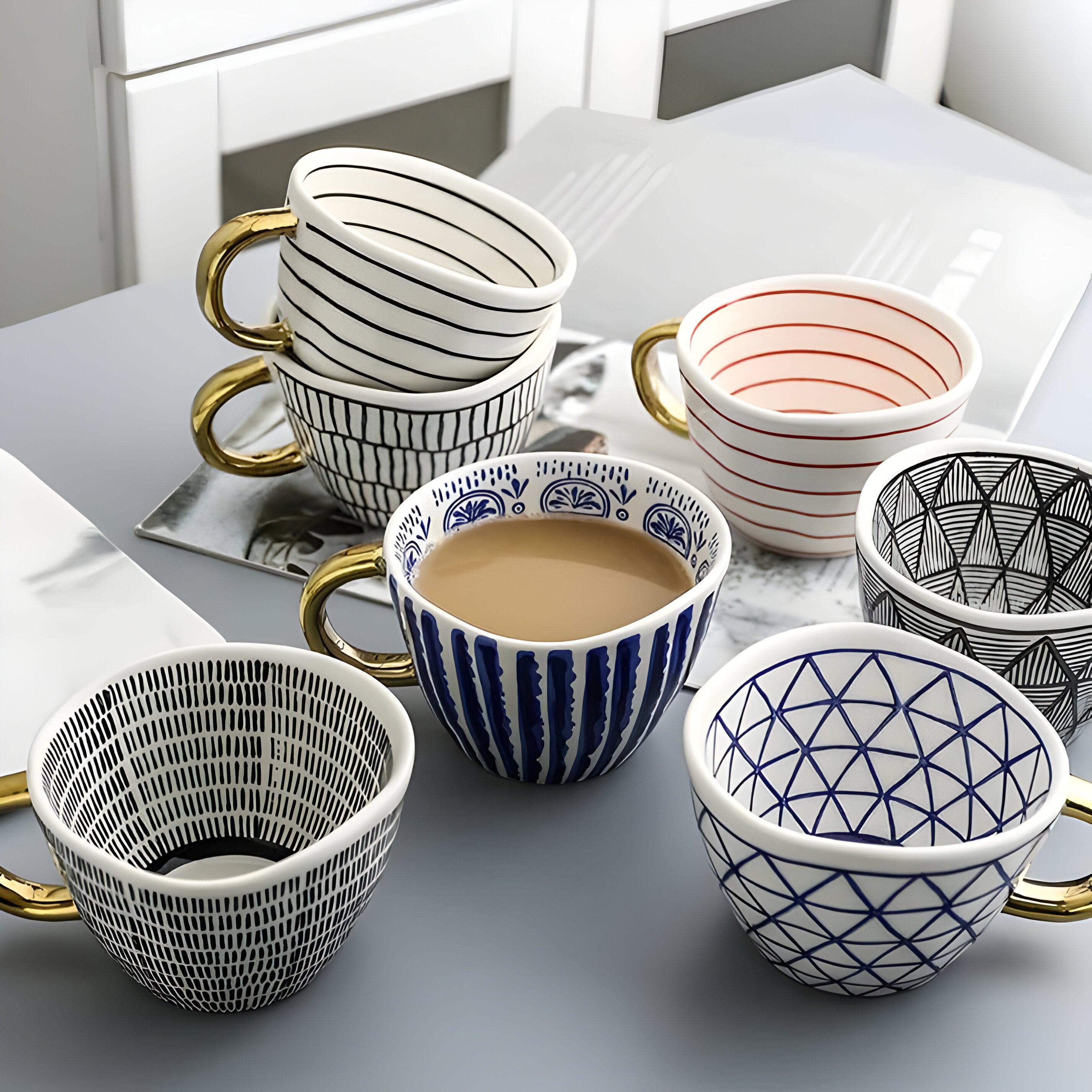 Keramikkopp med geometrisk design – Stilfull og moderne | Ideell for kaffe eller te