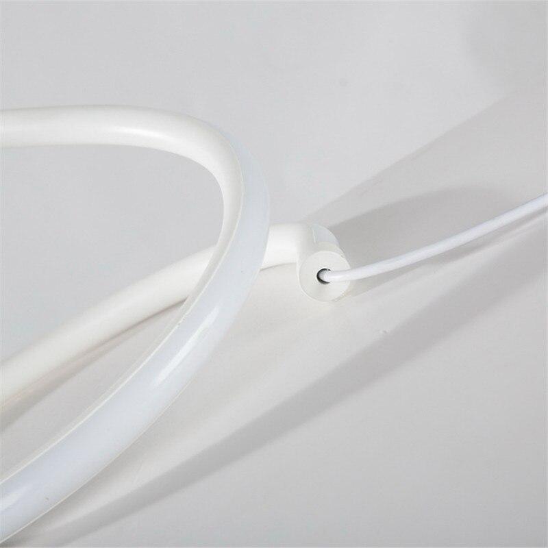 Carvallo – Modern LED Bordslampa med Slim Tubdesign och Intensiv Belysning