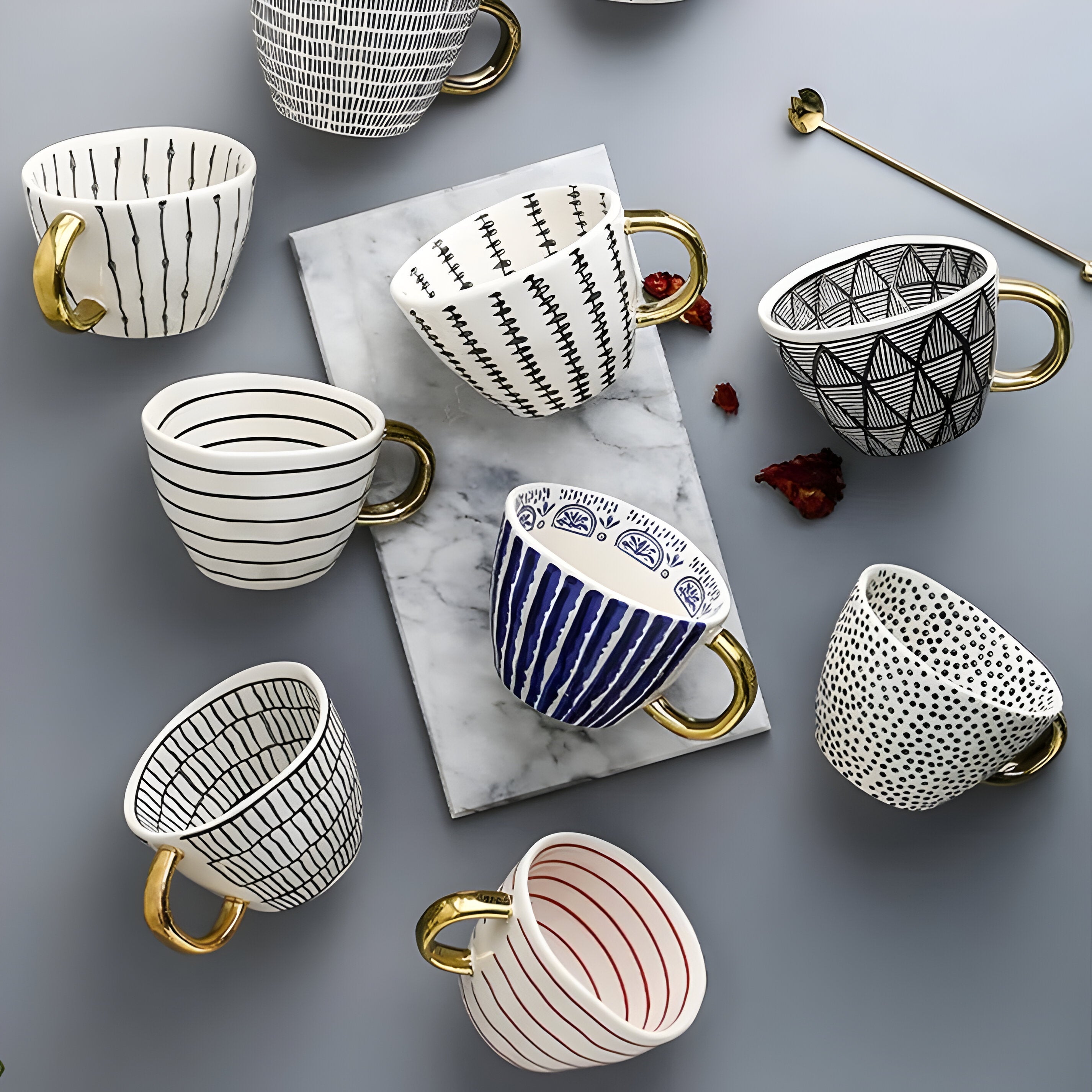 Keramikkopp med geometrisk design – Stilfull og moderne | Ideell for kaffe eller te