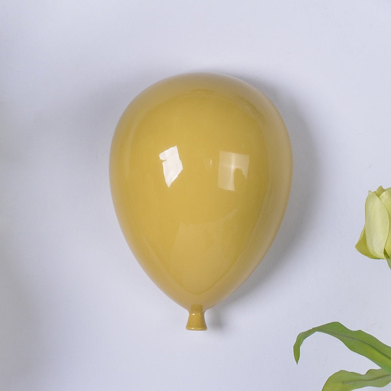 Keramisk Ballong Väggdekoration för Drömsk Hem Elegans