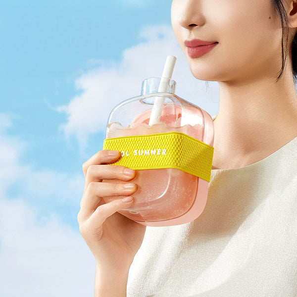 Praktisk 2i1 isbitflaska