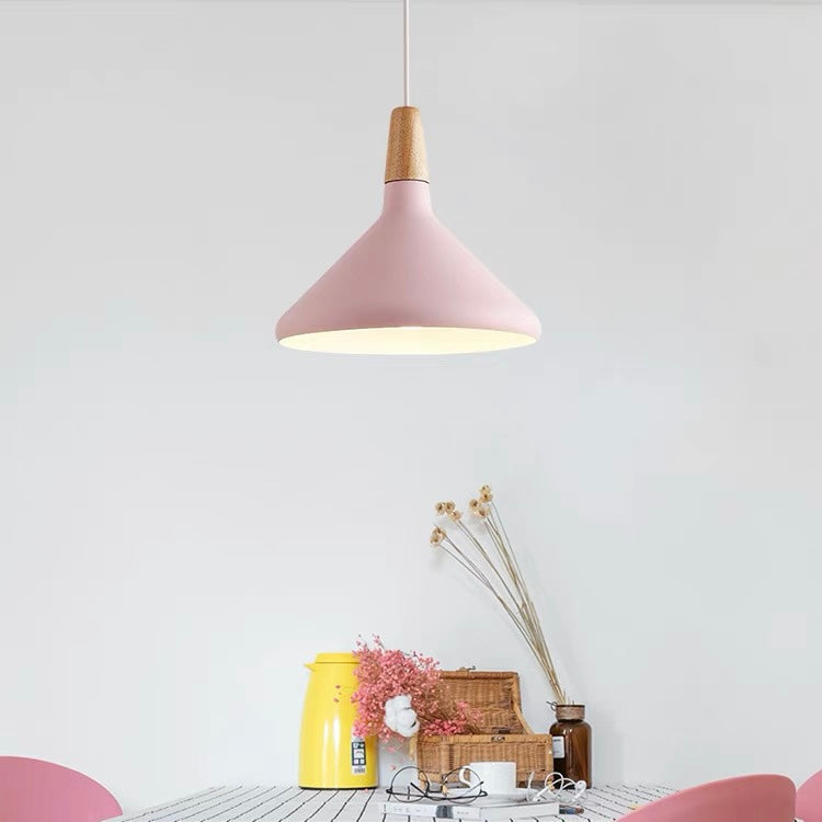 Nordisk Macaron Pendant Light | Trä Accent | Minimalistisk Charm | D7.09"-15.35" | Brick by Brick