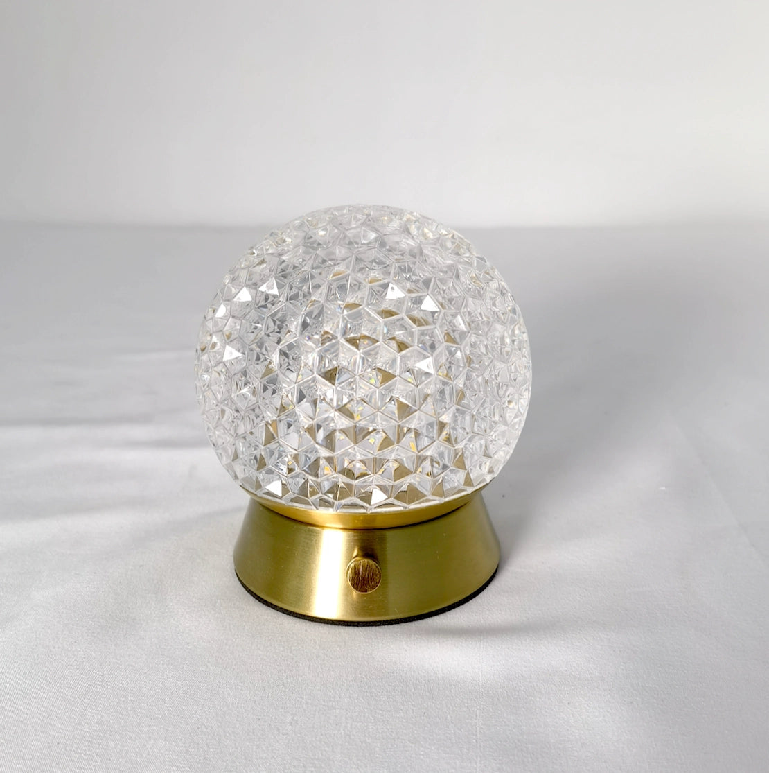 Trådlös uppladdningsbar bordslampa – Dimbar LED, Modern design, Bärbar belysning för sovrum eller vardagsrum