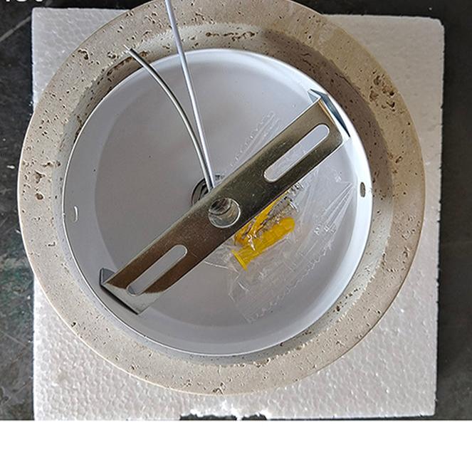 Noordisk crèmekolore vägglampa