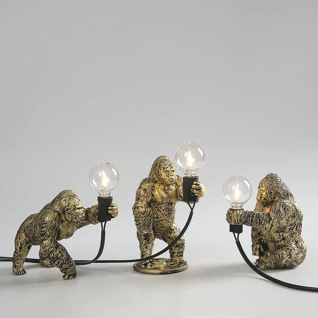 GorillaLux - Unik Gorilla Bordslampa | Modern Djurarmatur med Varm LED Belysning