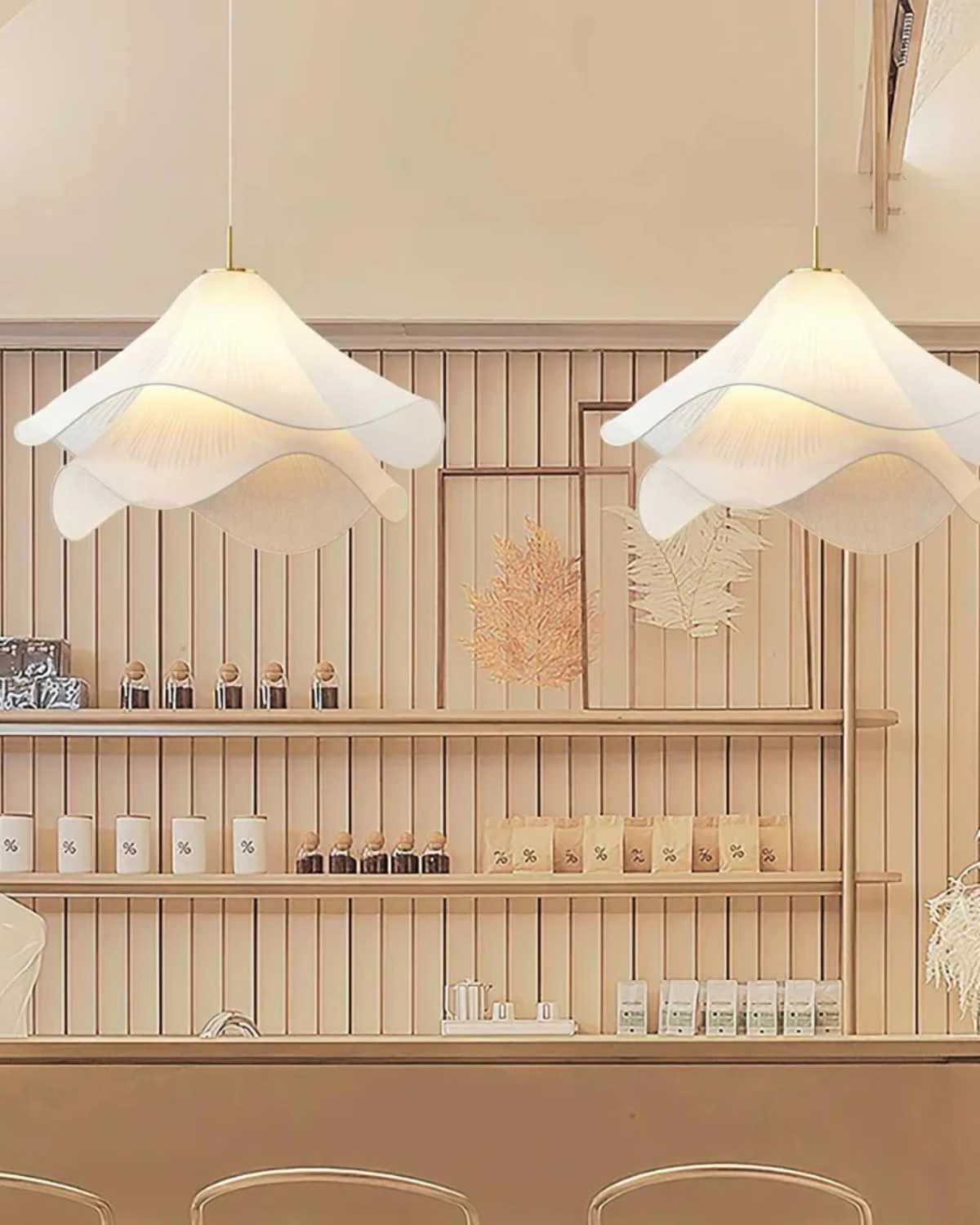 Soft Bloom Pendel Lampa | 16″–20″ Tygtaklampa | Skulptural Atmosfär