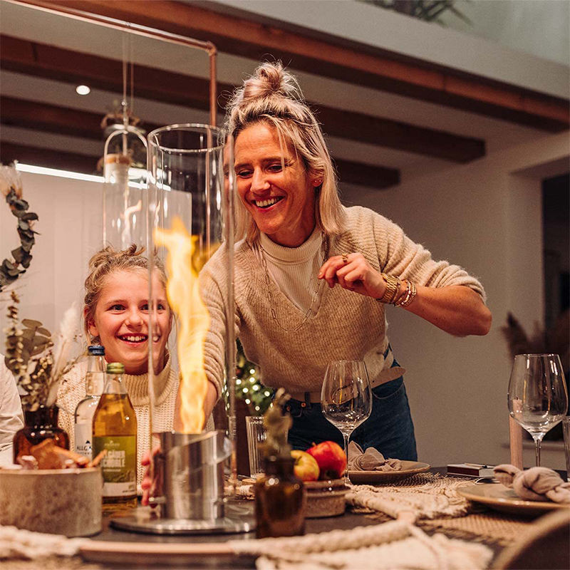 Lotte Bordskamin – Elegant etanolspis i glas för en mysig atmosfär, lättskött