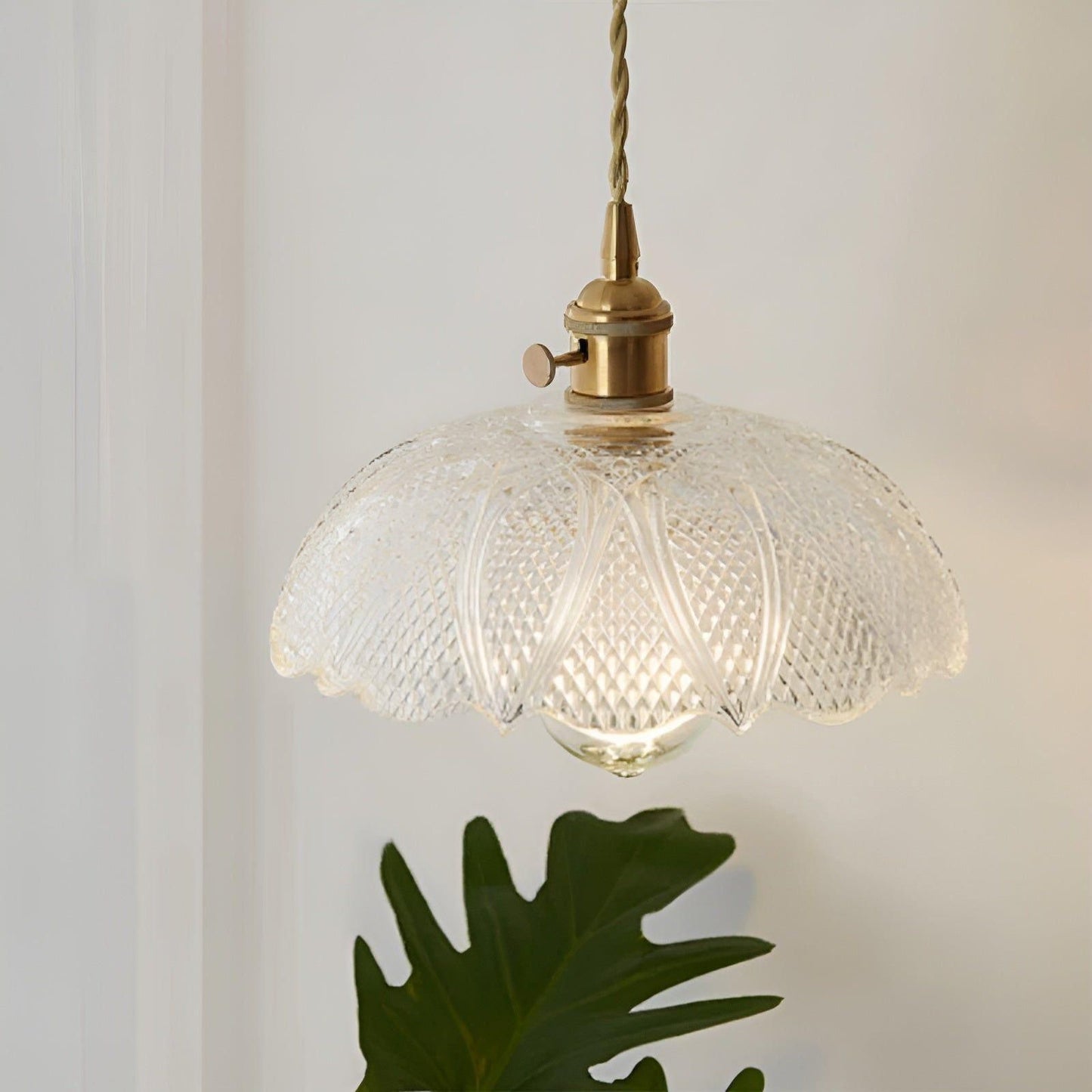 LuxeVintage Lampa - Nordic Vintage LED Krona Lampa