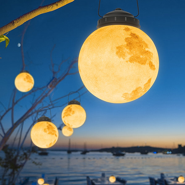 Guld Hängande Lampa – Måninspirerad Form