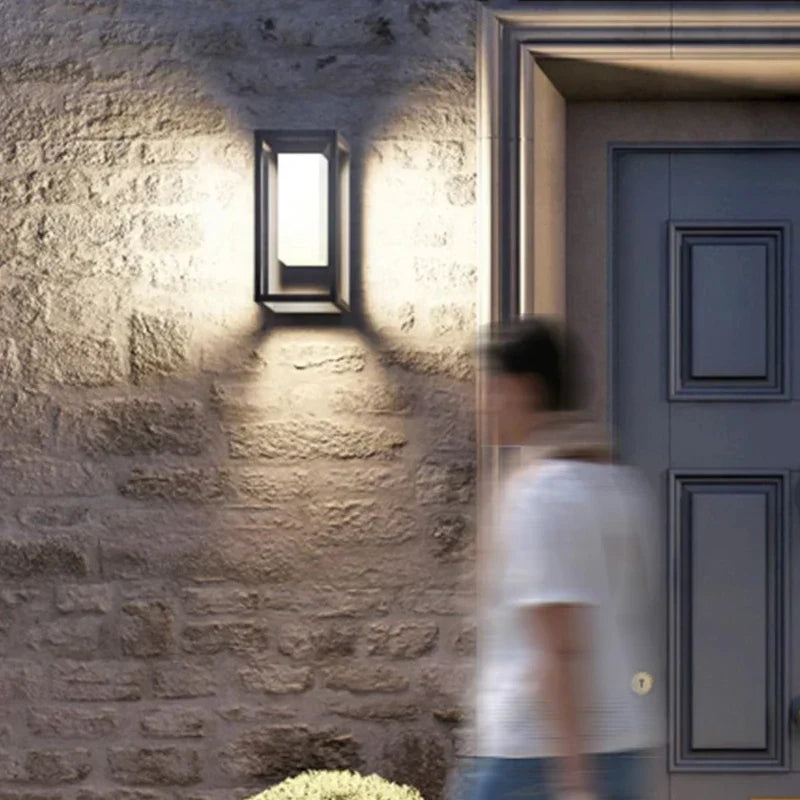 LumaLine - Modern LED Vägglampa