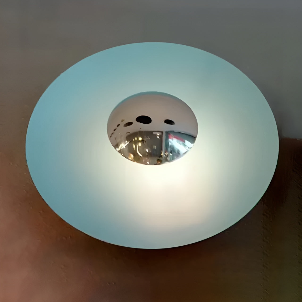 Rund LED bordslampa – Modern design med färgändring