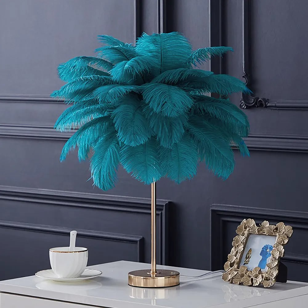 Art Deco Feder Guld Gildad Bords Lampa Med Mjuk Ljus