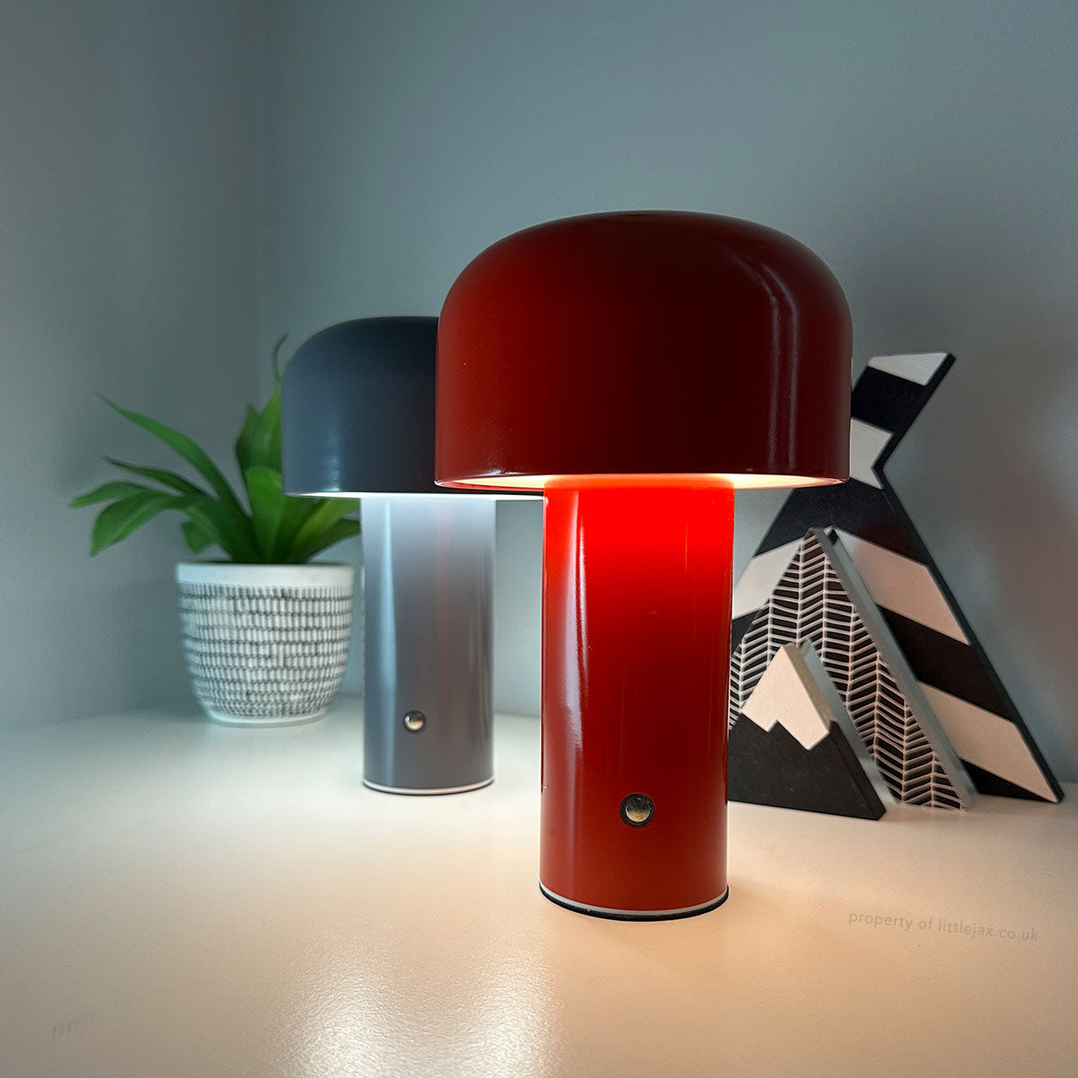 Stilig modern trådlös svamp-lampa för hem och kontorsbruk