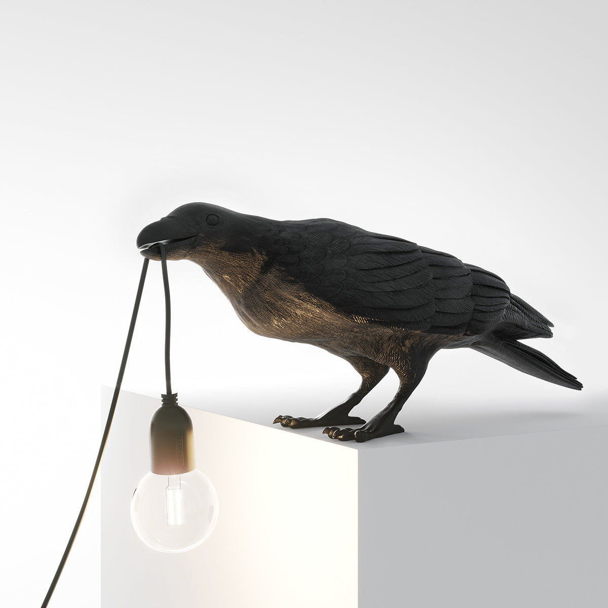 Gothic Raven Lamp Resin Bird - Vintage charm & dark elegance