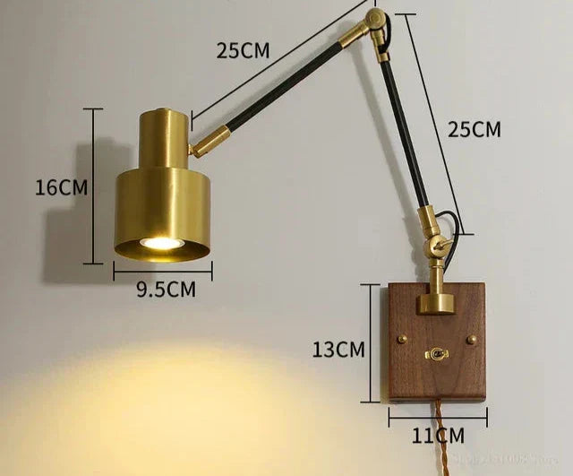 LightCraft - Justerbar Vintage Vägglampa i Mässing och Trä
