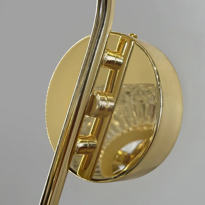 CrystalGlow - Elegant Kristall Vägglampa i Nordisk Stil – Justerbar LED Lampa