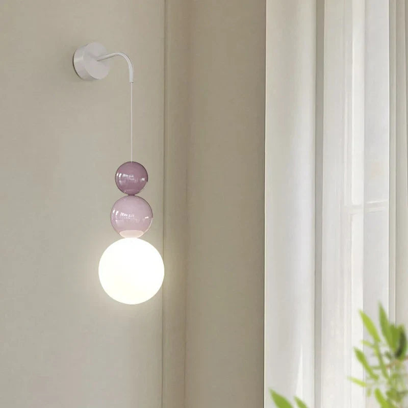 Carvallo – Modern Orb-vägglampa med elegant design och fantastisk glöd