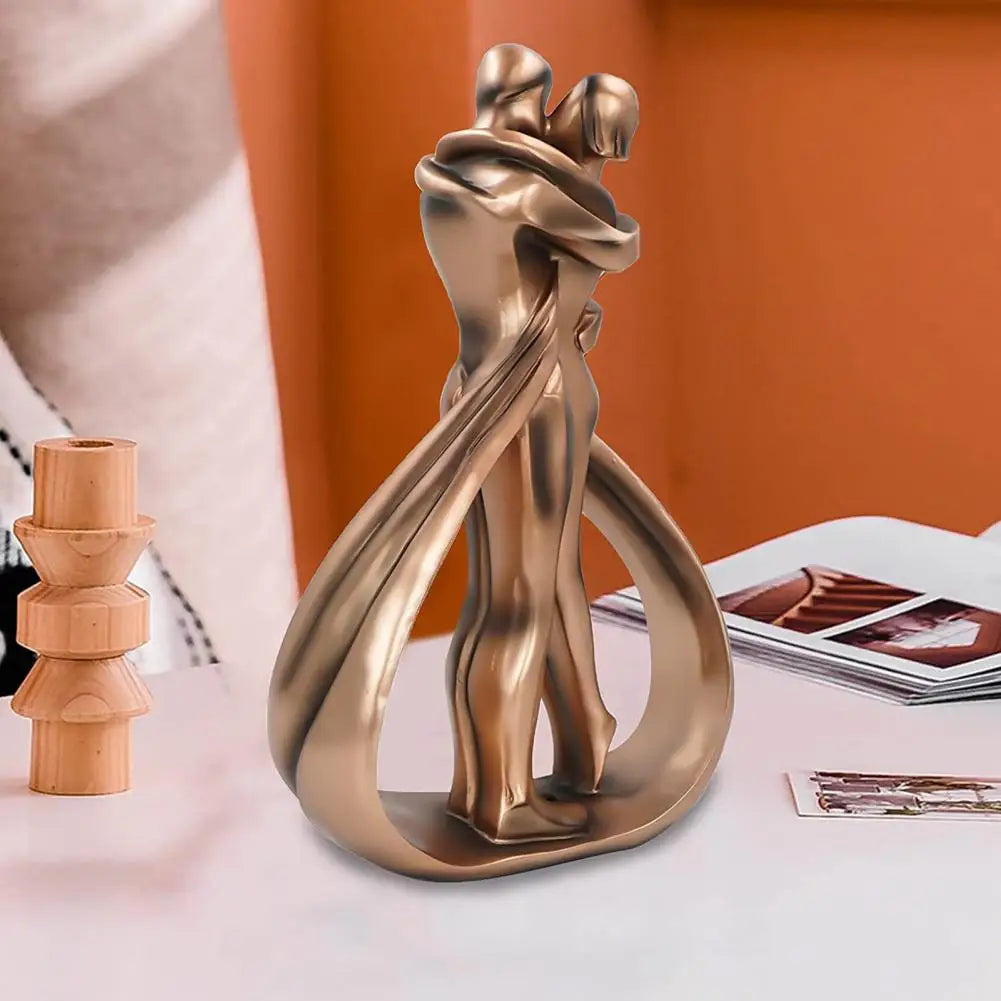 Modern kärlekspar-skulptur – Symbol för samhörighet