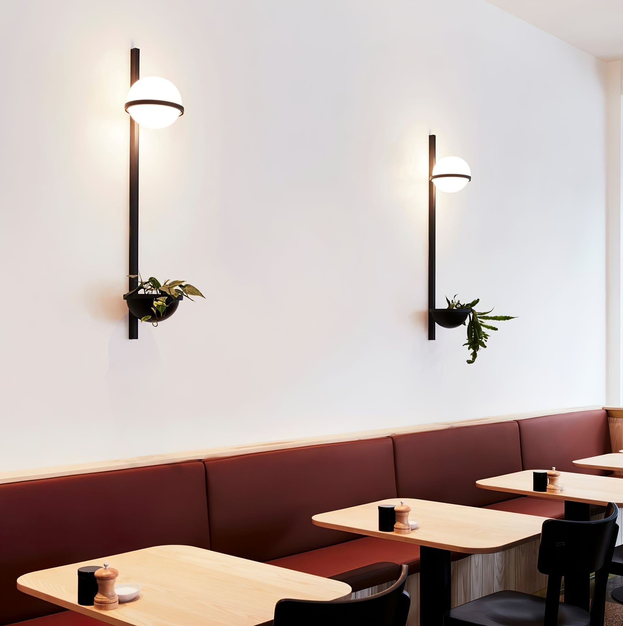 Snygg globformad utomhusvägglampa