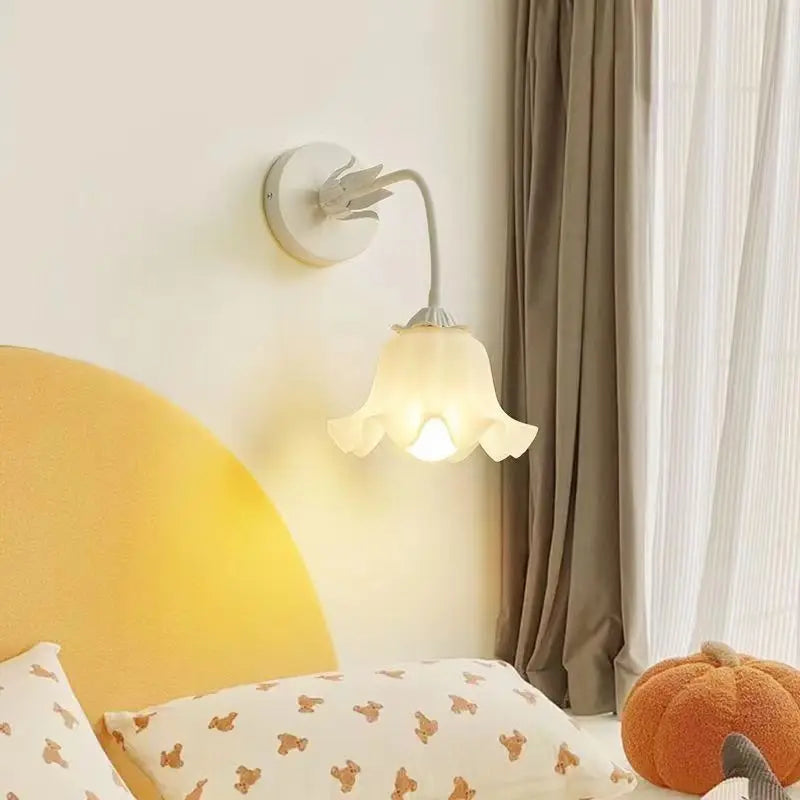 FrenchBloom - Vägglampa Sovrum Med Blomdesign