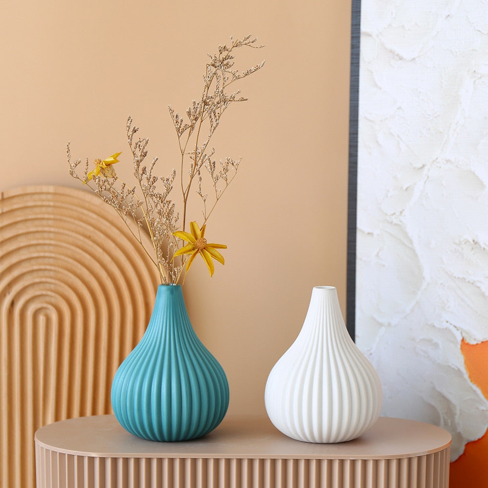 ScandiBloom - Minimalist Nordic vases for elegant and modern decor