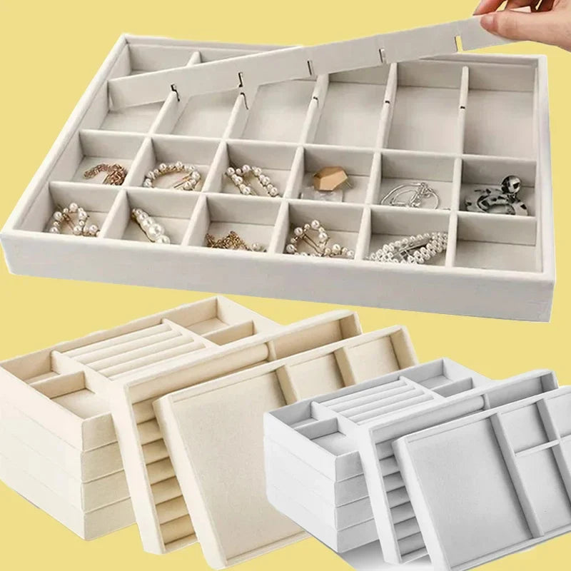 Carvallo smyckeslåda | Kompakt & Elegant | Samt-display med förvaring | För ringar & örhängen