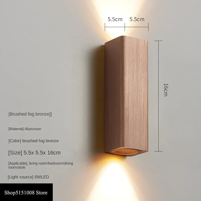 GlowLuxe - Modern LED Vägglampa för Sovrum & Korridor