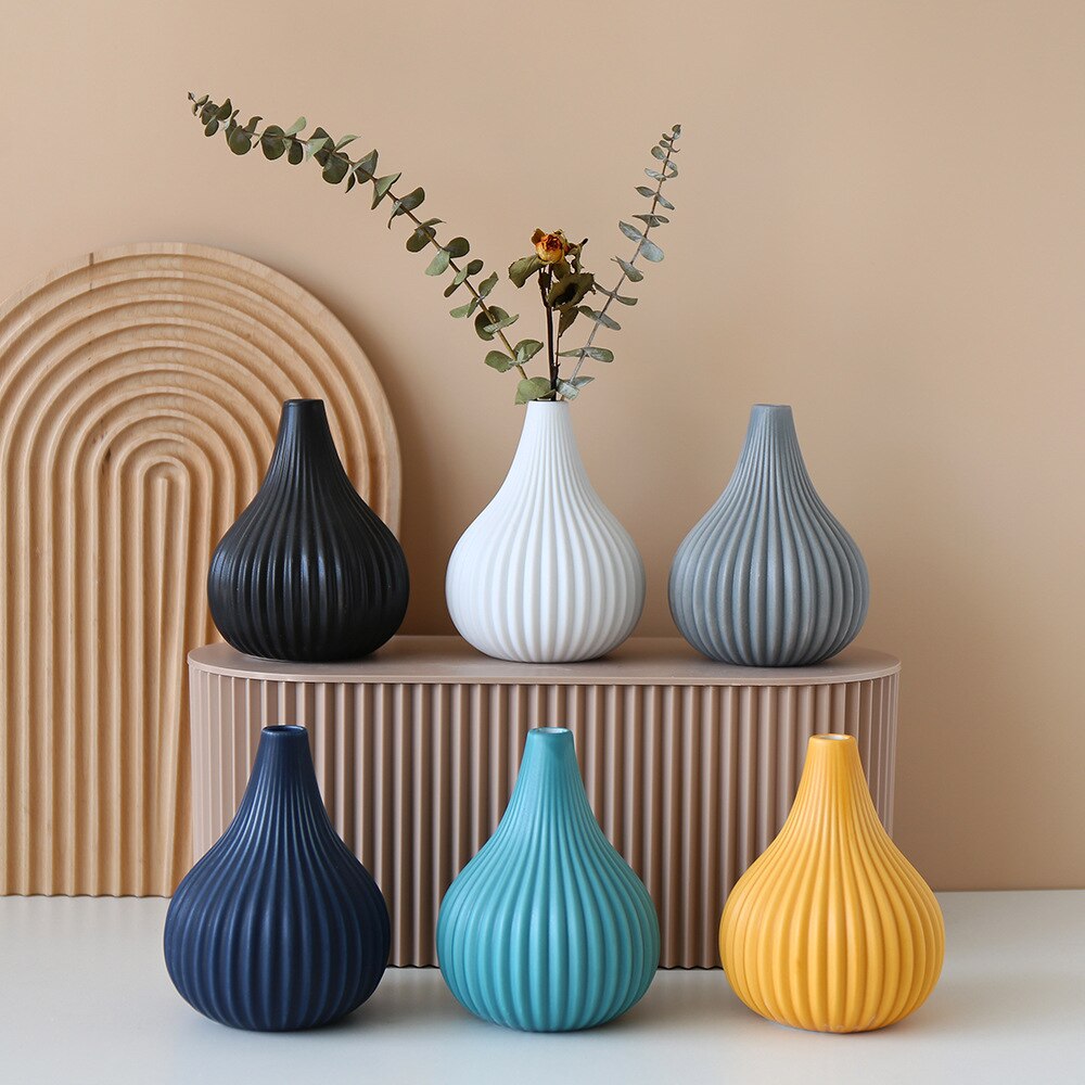 ScandiBloom - Minimalist Nordic vases for elegant and modern decor