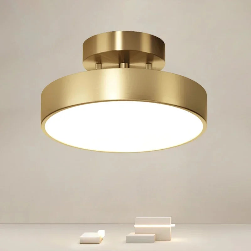 Modern roterbar LED taklampa