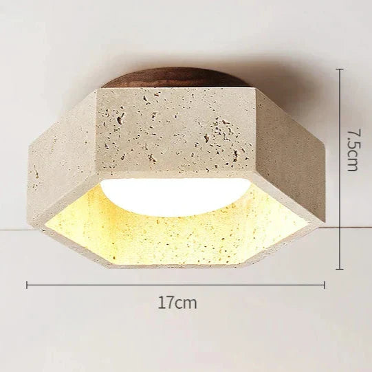 Albora – Wabi Sabi LED taklampa i travertin natursten