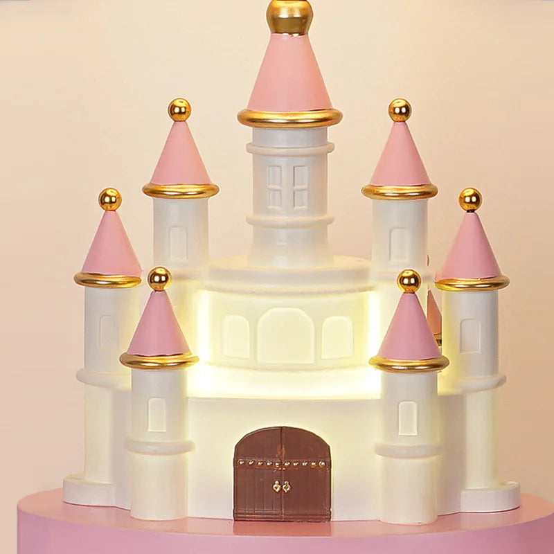 DreamCastle - Sago Takkelampa i Slott Design för Barnrum