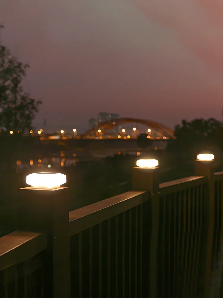 Carvallo Stolplykta LumiPillar 30LED | Vattentät & Soldriven | För Trädgård, Staket & Terrass