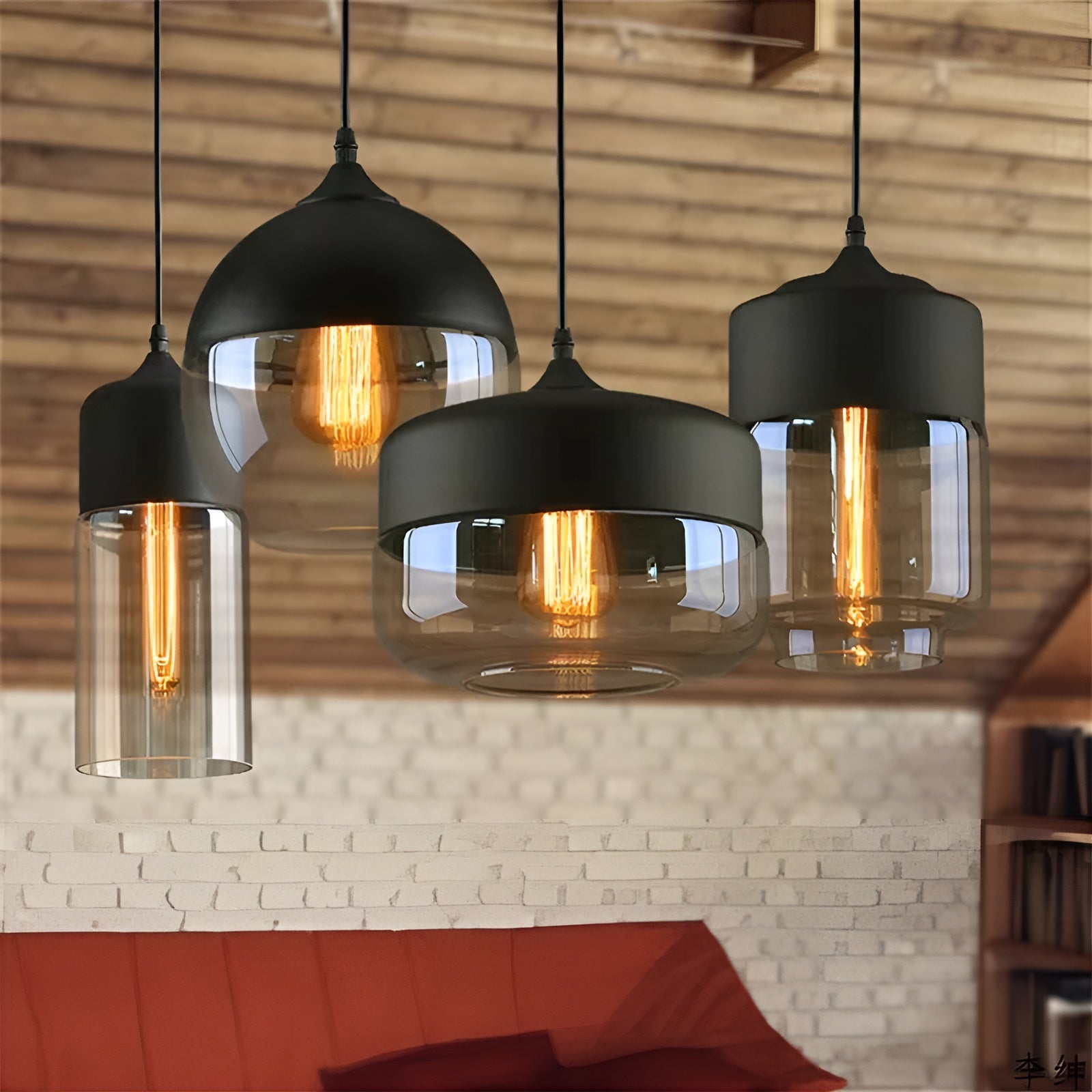 Geometrisk Glas-Pendellampa – Svart & Bärnsten | Stilren Belysning