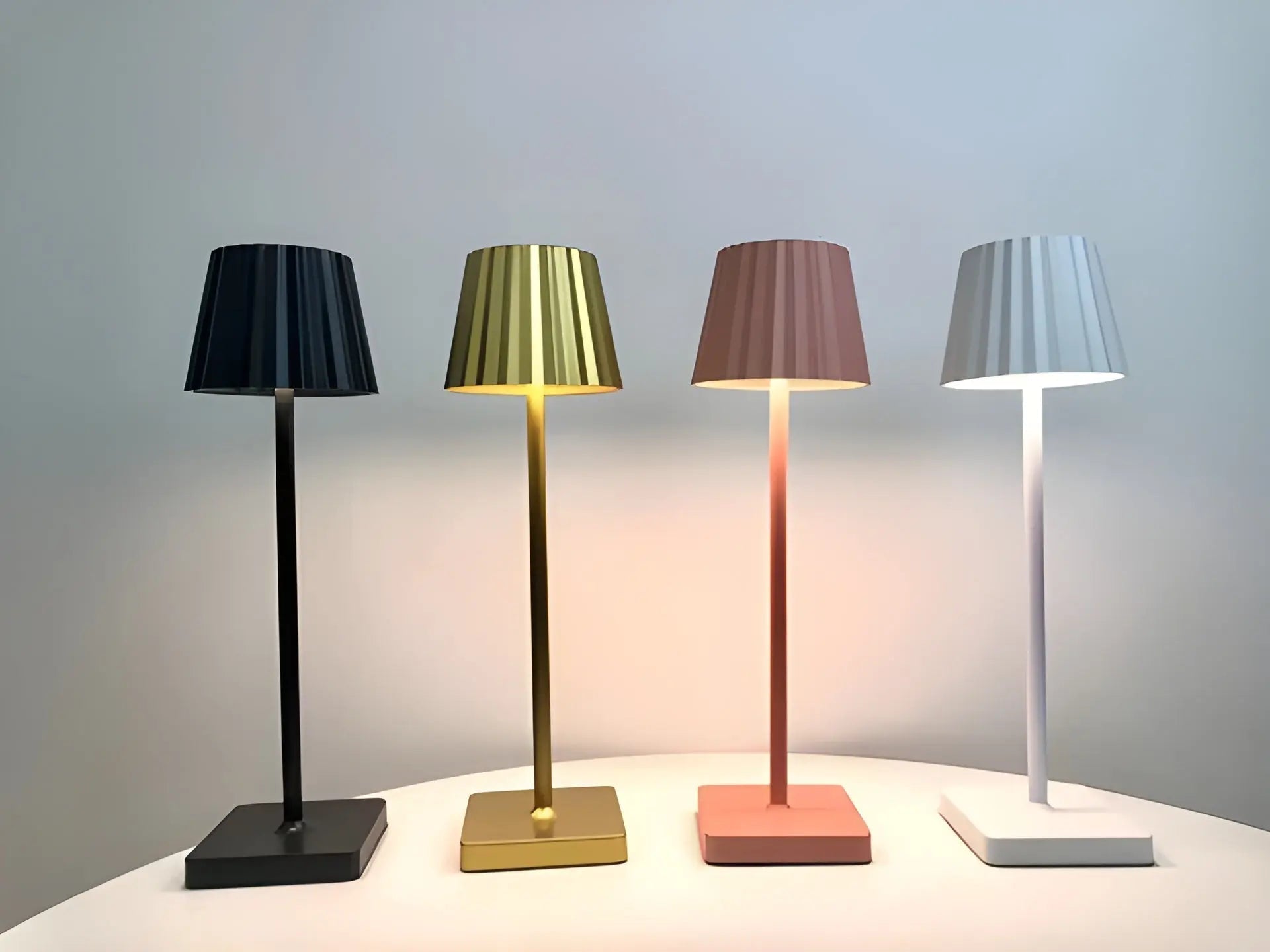Glovella | Vattentät LED-touchlampa med batteri för inomhus & utomhus