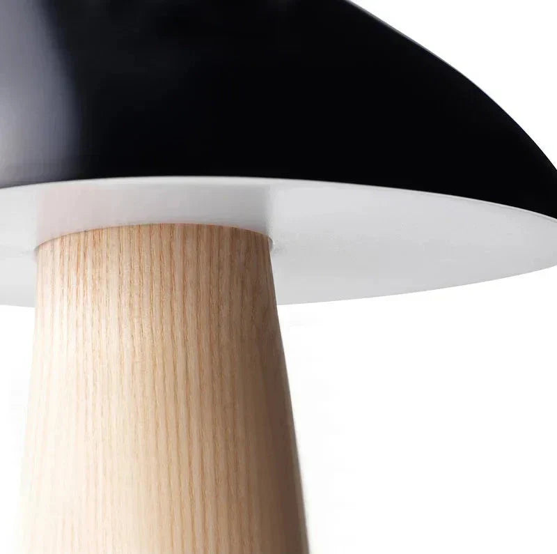 Carvallo – Minimalist Bordslampa med Skandinavisk Charm