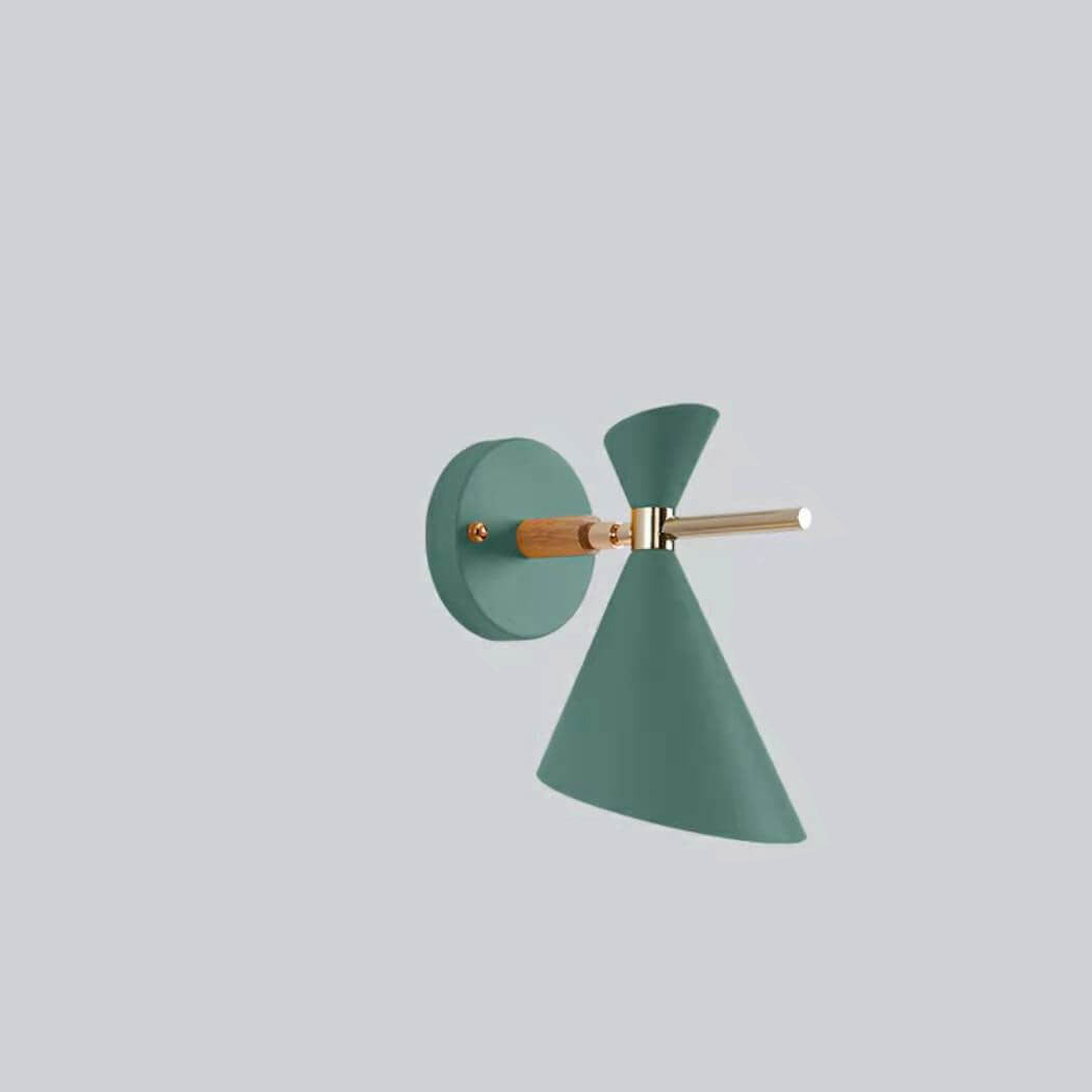 NordicGlow - Minimalistisk skandinavisk vägglampa med unik hornformad skärm