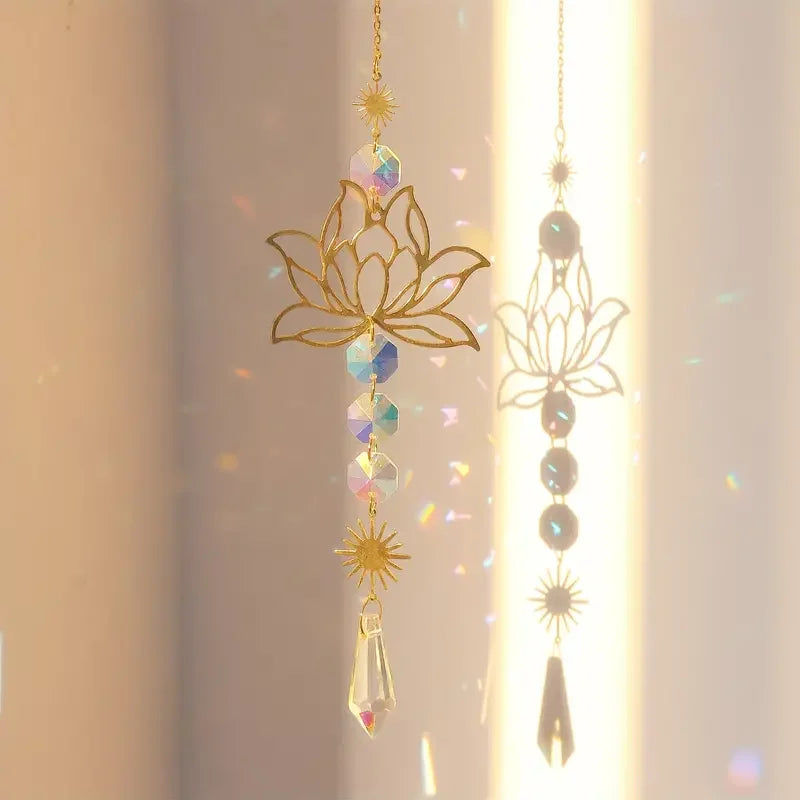 Carvallo Kristallvindspel | Handgjord Lotus solfångare | Glas & Metall | För Trädgård, Fönster & Balkong