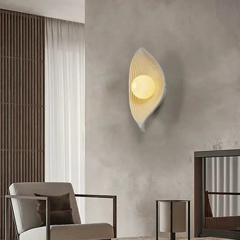 Carvallo - Elegant LED Wall Sconce Gold Leaf
