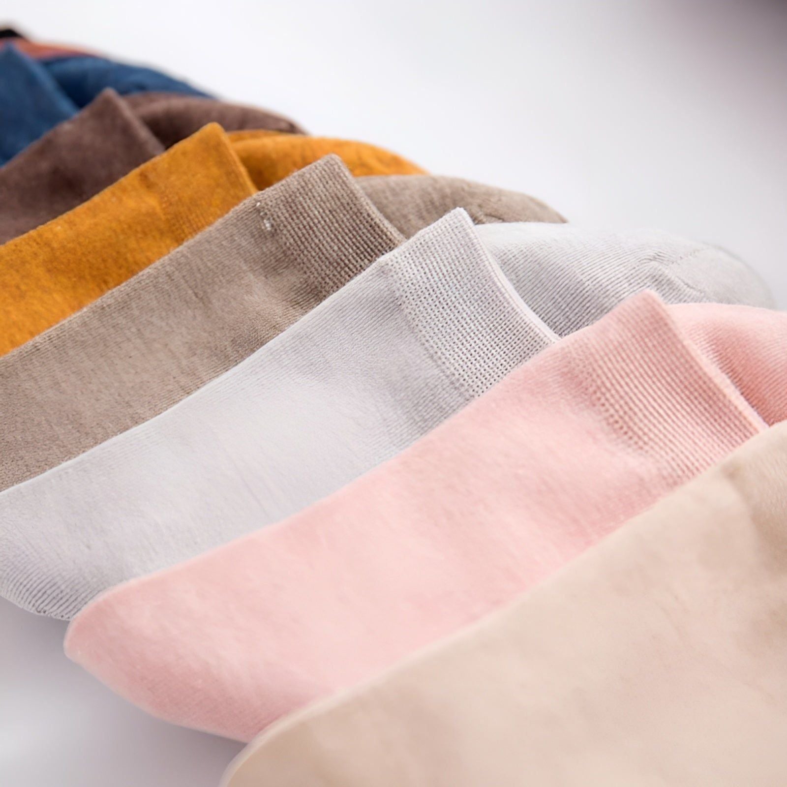 Sabina Strumpor - Ultra Andningsbar Bambufiber 5 Par Damstrumpor