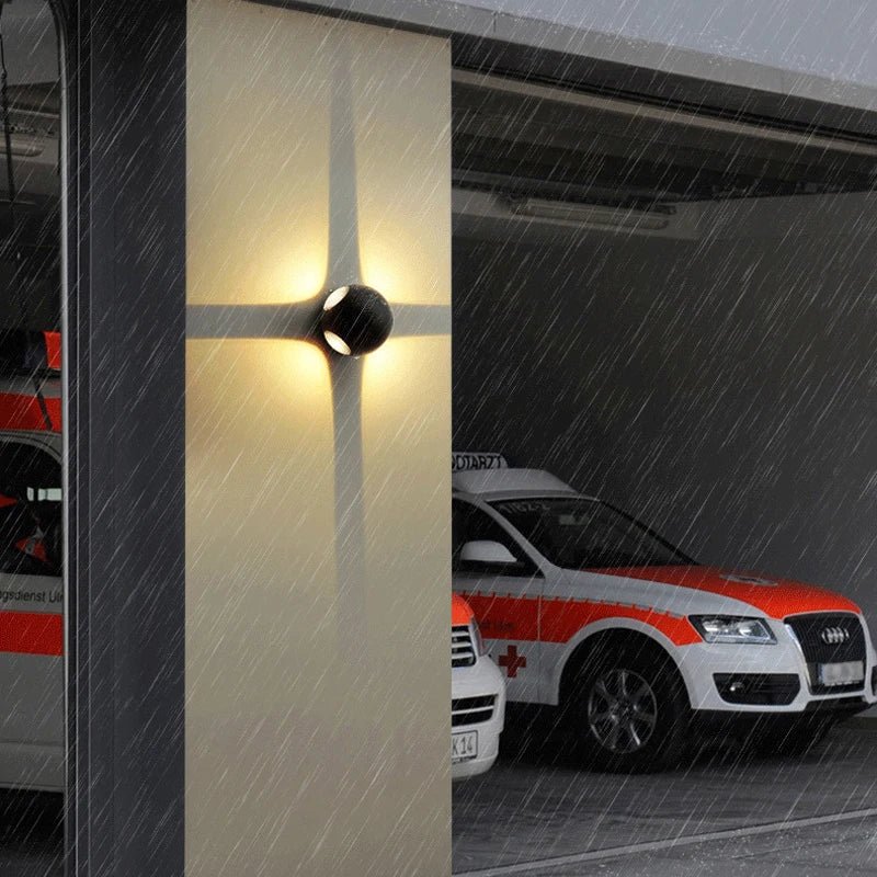 Metallboll Vägglampa