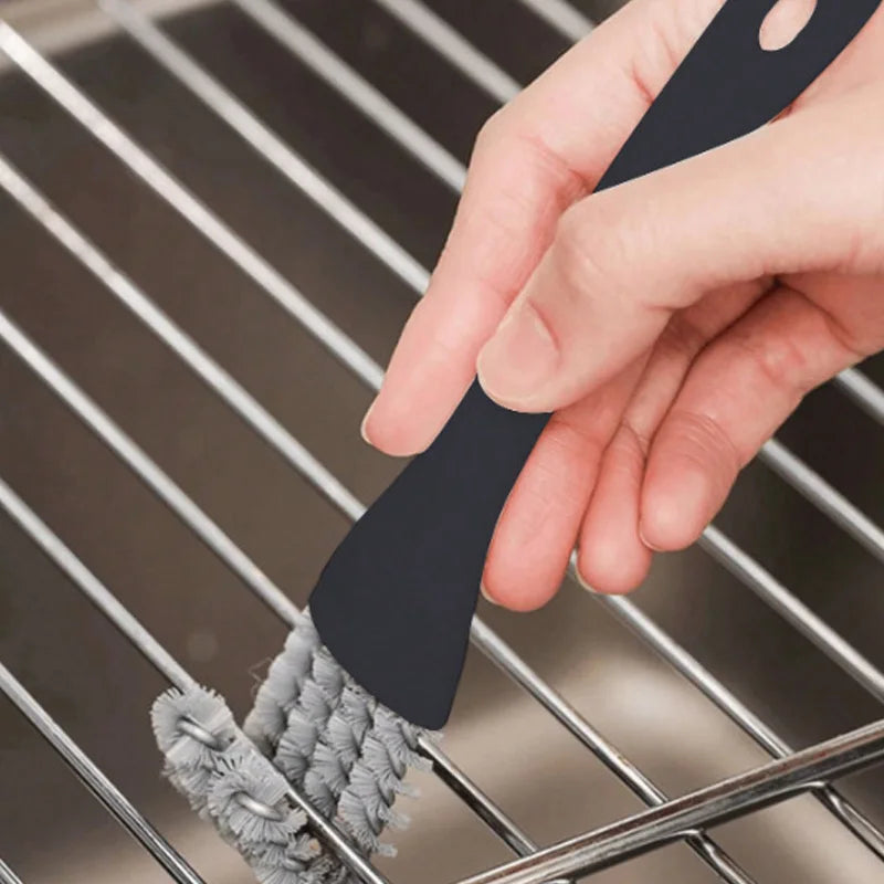 Carvallo Grillrengöringsborste med V-krok och skrapa | Multifunktionell för grillgaller och bakplåt | 18x7 cm