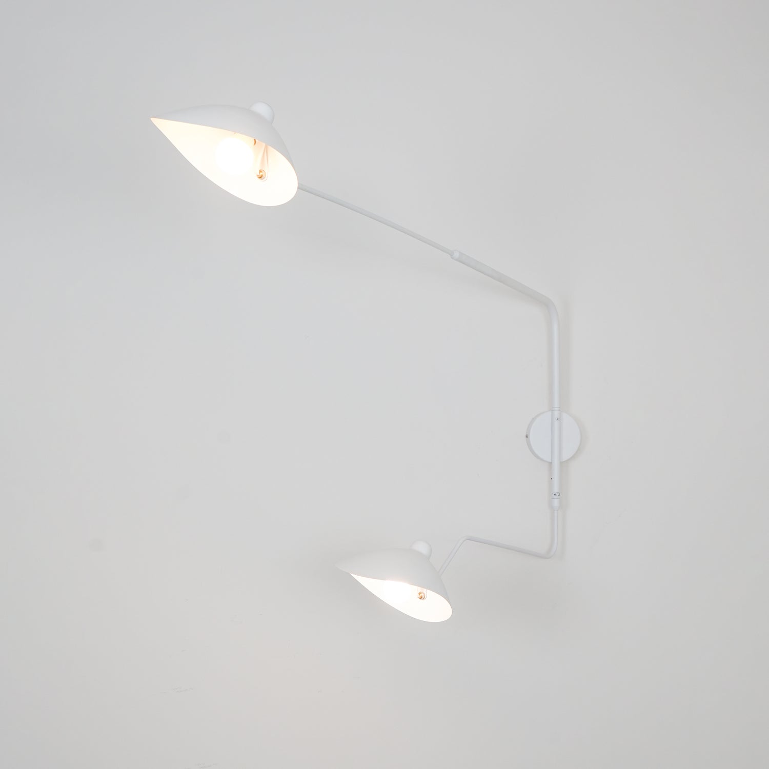 Äkta Serge Mouille Vägglampa – Designer Minimalistisk Sconce
