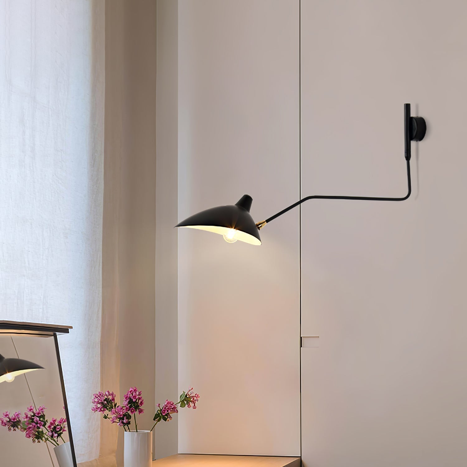 Äkta Serge Mouille Vägglampa – Designer Minimalistisk Sconce