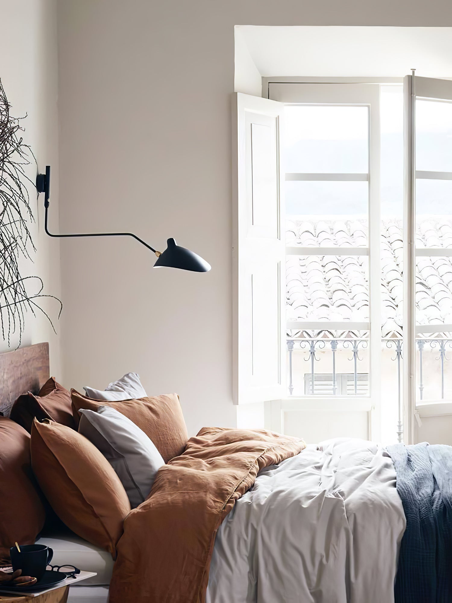 Äkta Serge Mouille Vägglampa – Designer Minimalistisk Sconce