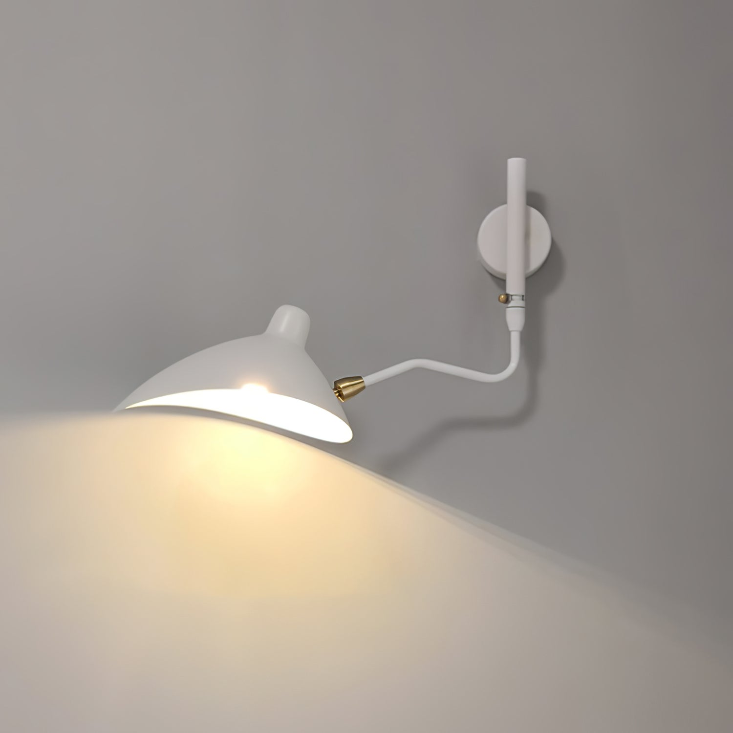 Äkta Serge Mouille Vägglampa – Designer Minimalistisk Sconce