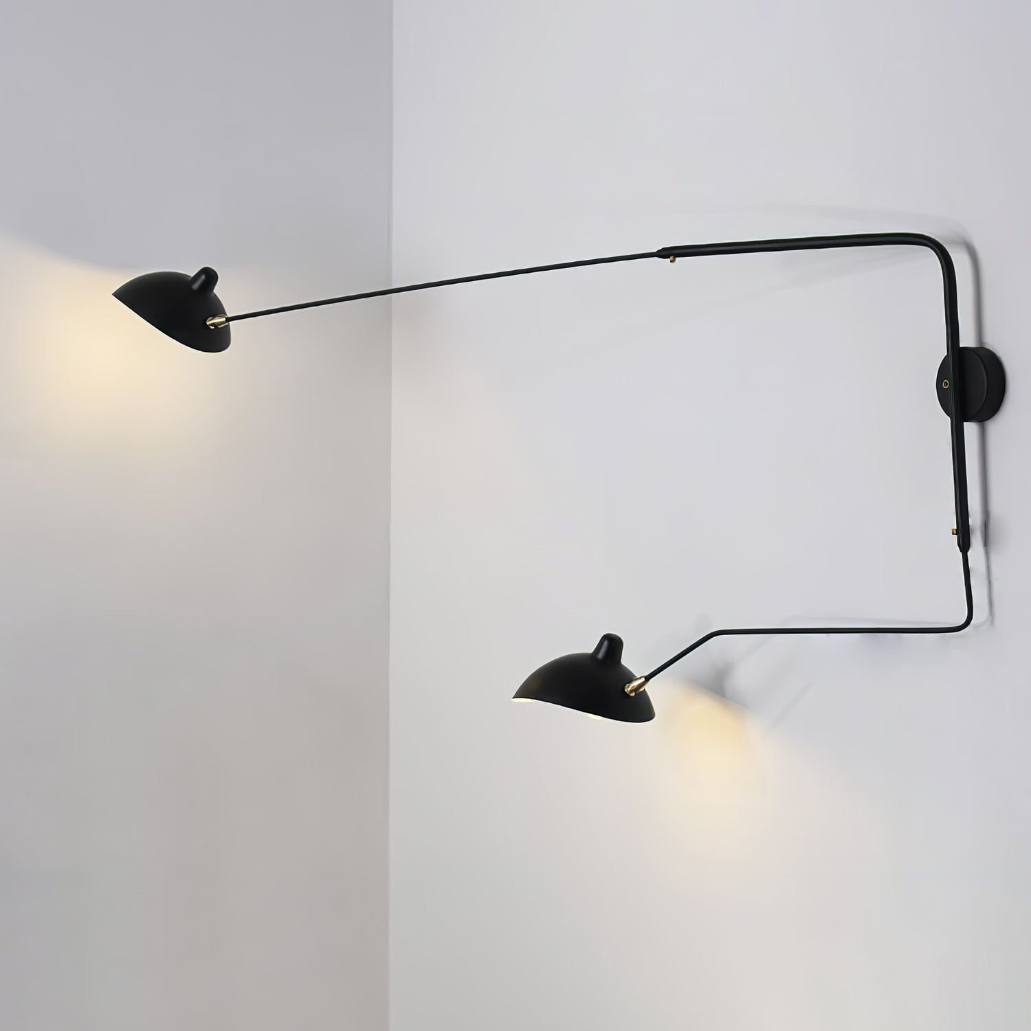 Äkta Serge Mouille Vägglampa – Designer Minimalistisk Sconce