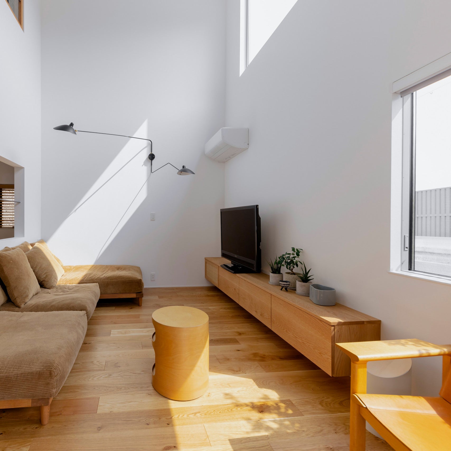 Äkta Serge Mouille Vägglampa – Designer Minimalistisk Sconce