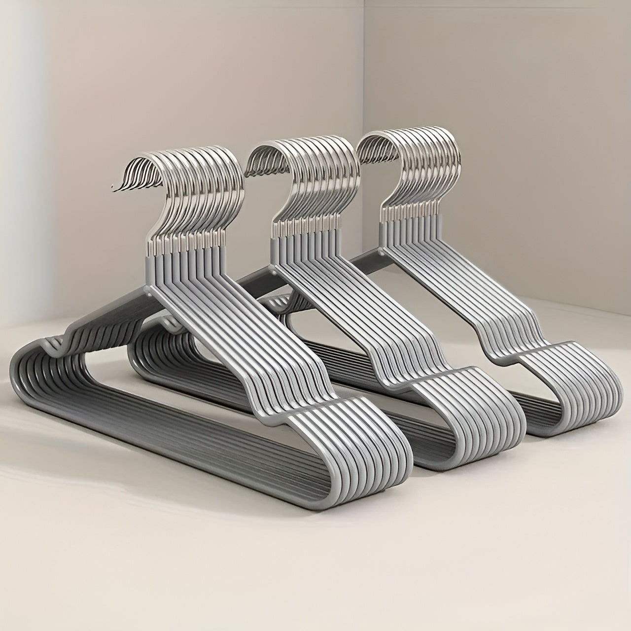 AeroRack Hanger - Retro Antiskid Klädhängare